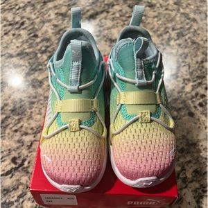 Size 9C Toddler girls PUMA RAINBOW RIFT SLIP-ON CASUAL SHOES